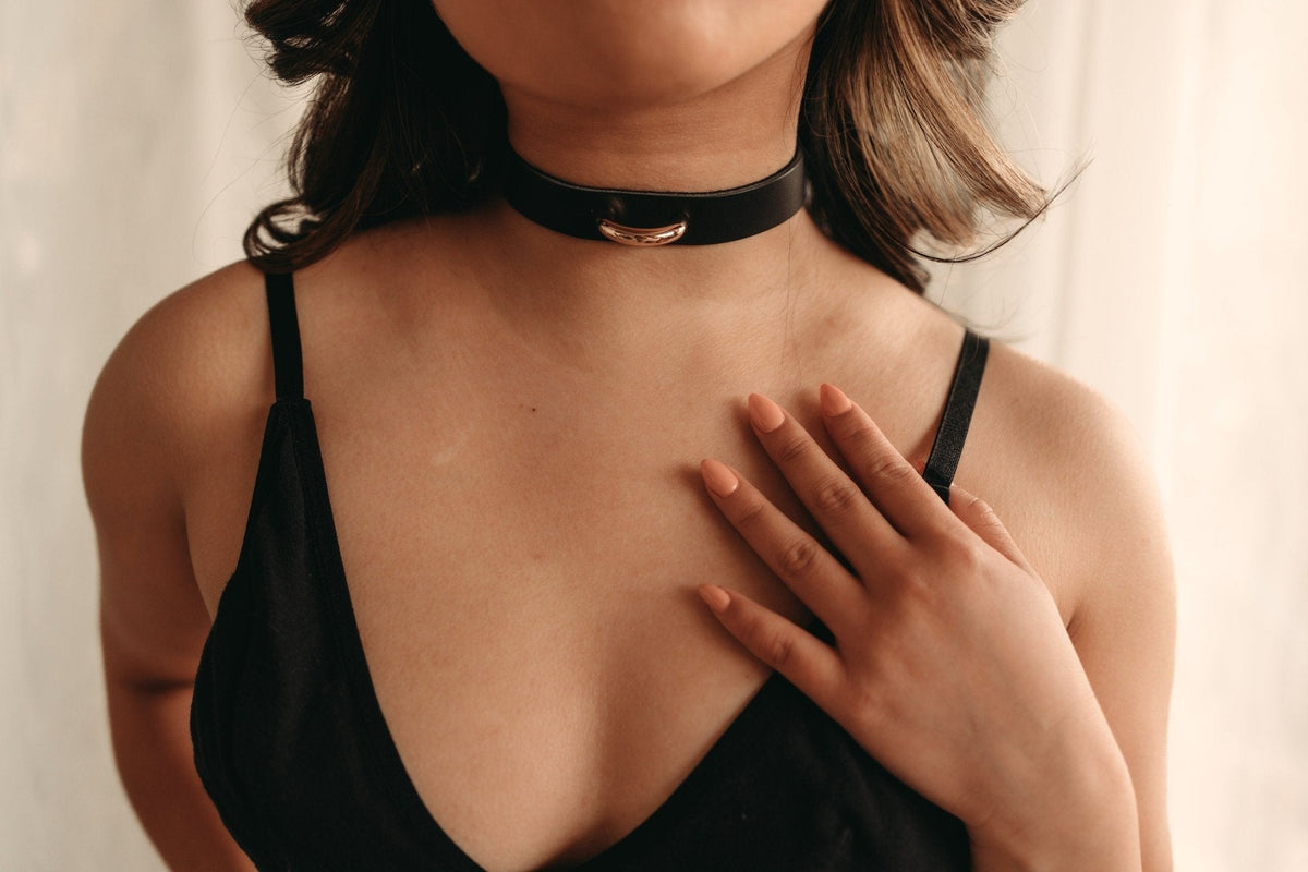 RIO Black Italian Leather Day Collar